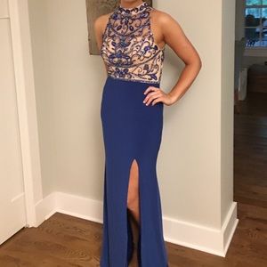 Formal gown/prom dress